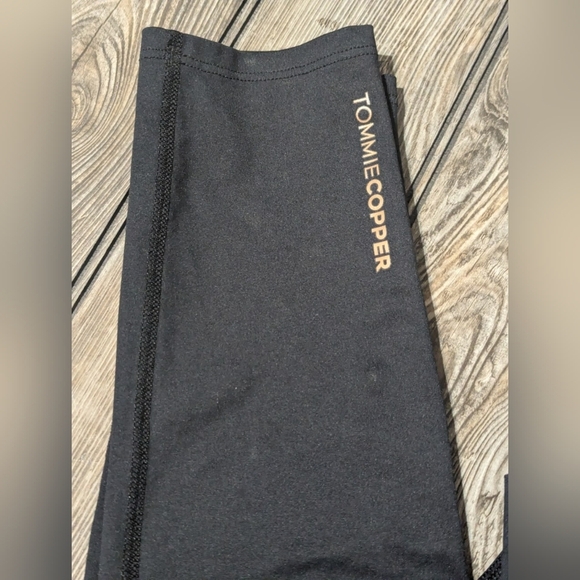 Tommie Copper Leggings Size Large In Great Condition - Picture 3 of 10